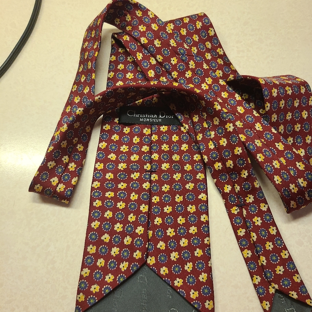 Christian Dior Monsieur Silk Tie Floral 60”x 3.75” Woven in Italy, Made in USA - Picture 4 of 6